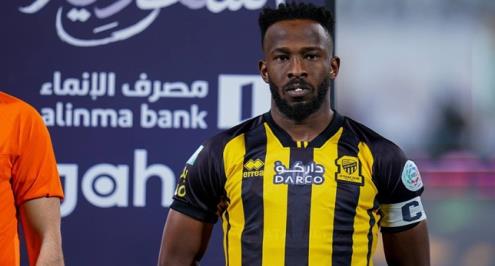 الشباب السعودي يتعاقد مع فهد المولد.. وتقارير تكشف قيمة الصفقة